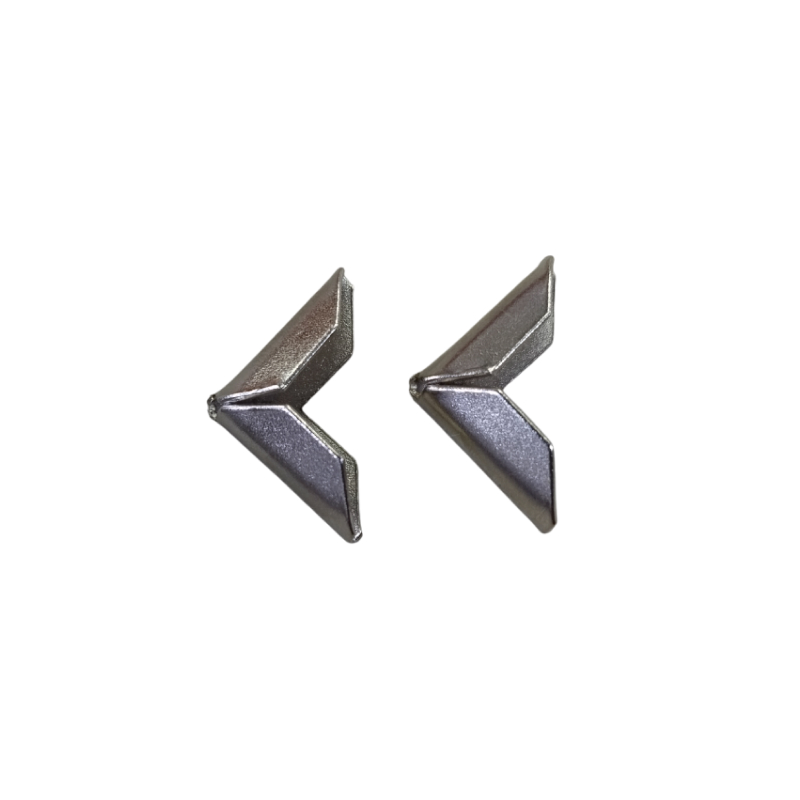 *Уголки для папок 15мм col-Серебро от магазина Zurnachidi